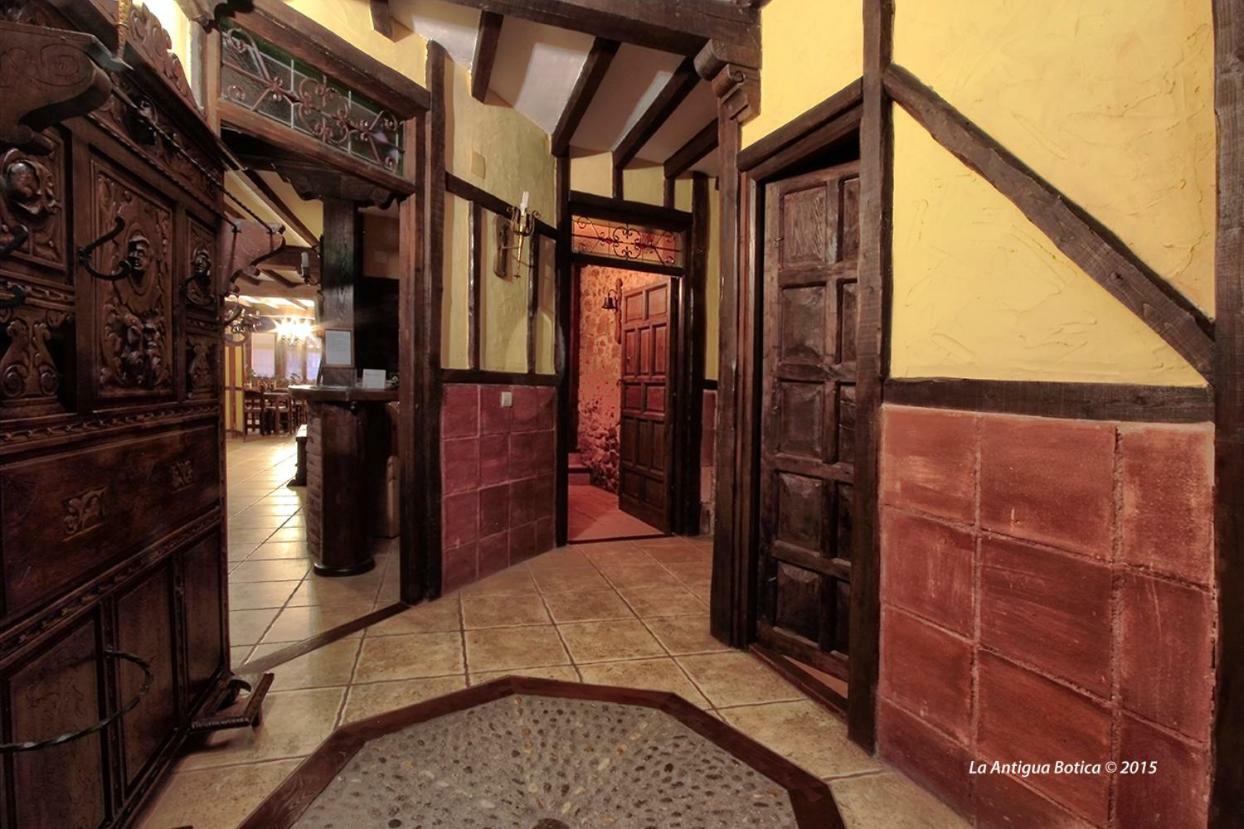 Pasarón La Antigua Boticaゲストハウス エクステリア 写真