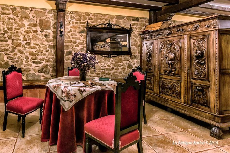 Pasarón La Antigua Boticaゲストハウス エクステリア 写真
